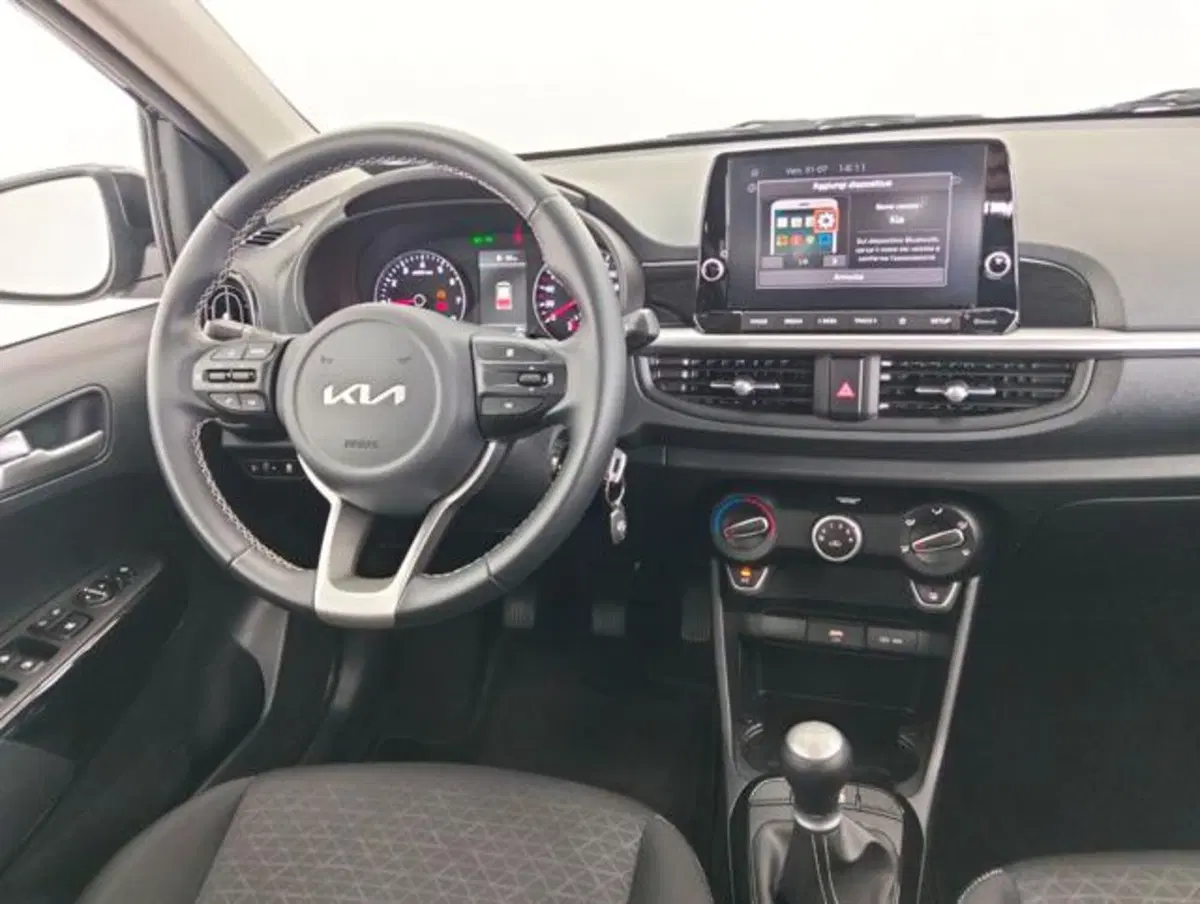 Kia Picanto usata a Como (10)