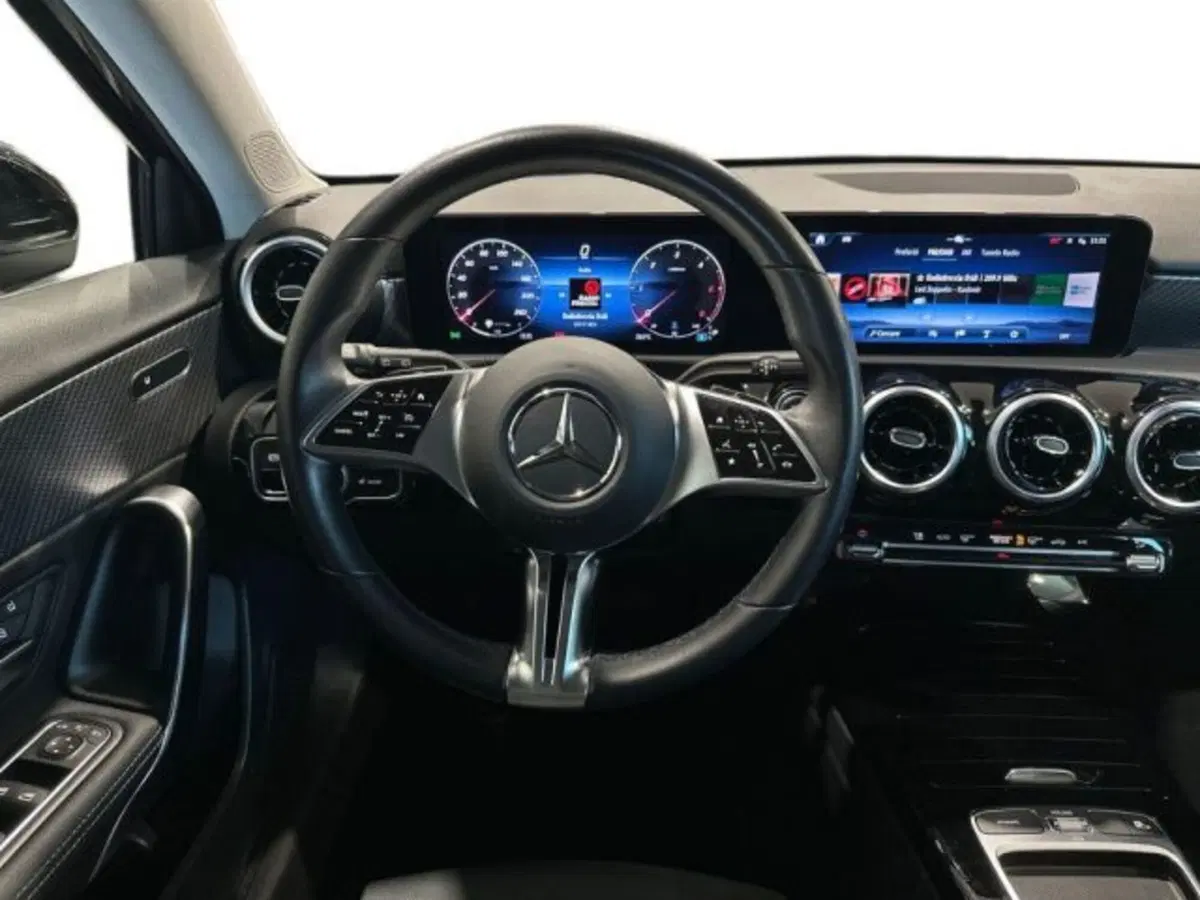Mercedes-Benz Classe A usata a Avellino (10)