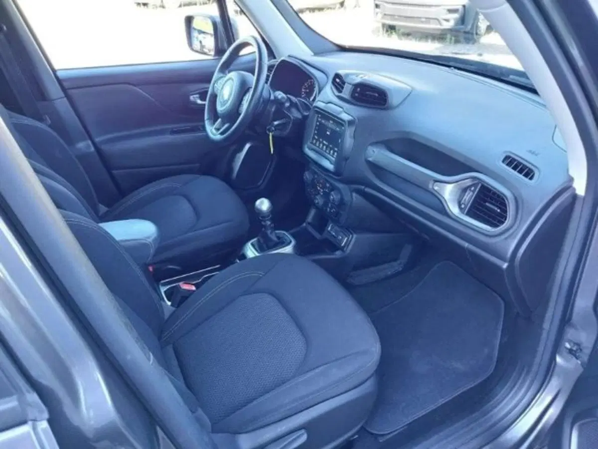 Jeep Renegade usata a Firenze (13)