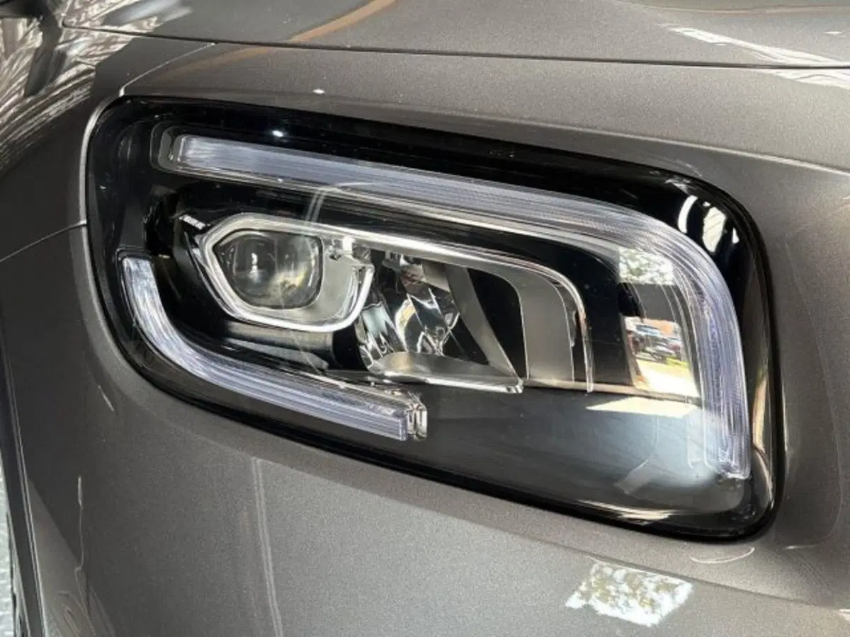 Mercedes-Benz GLB usata a Bologna (7)