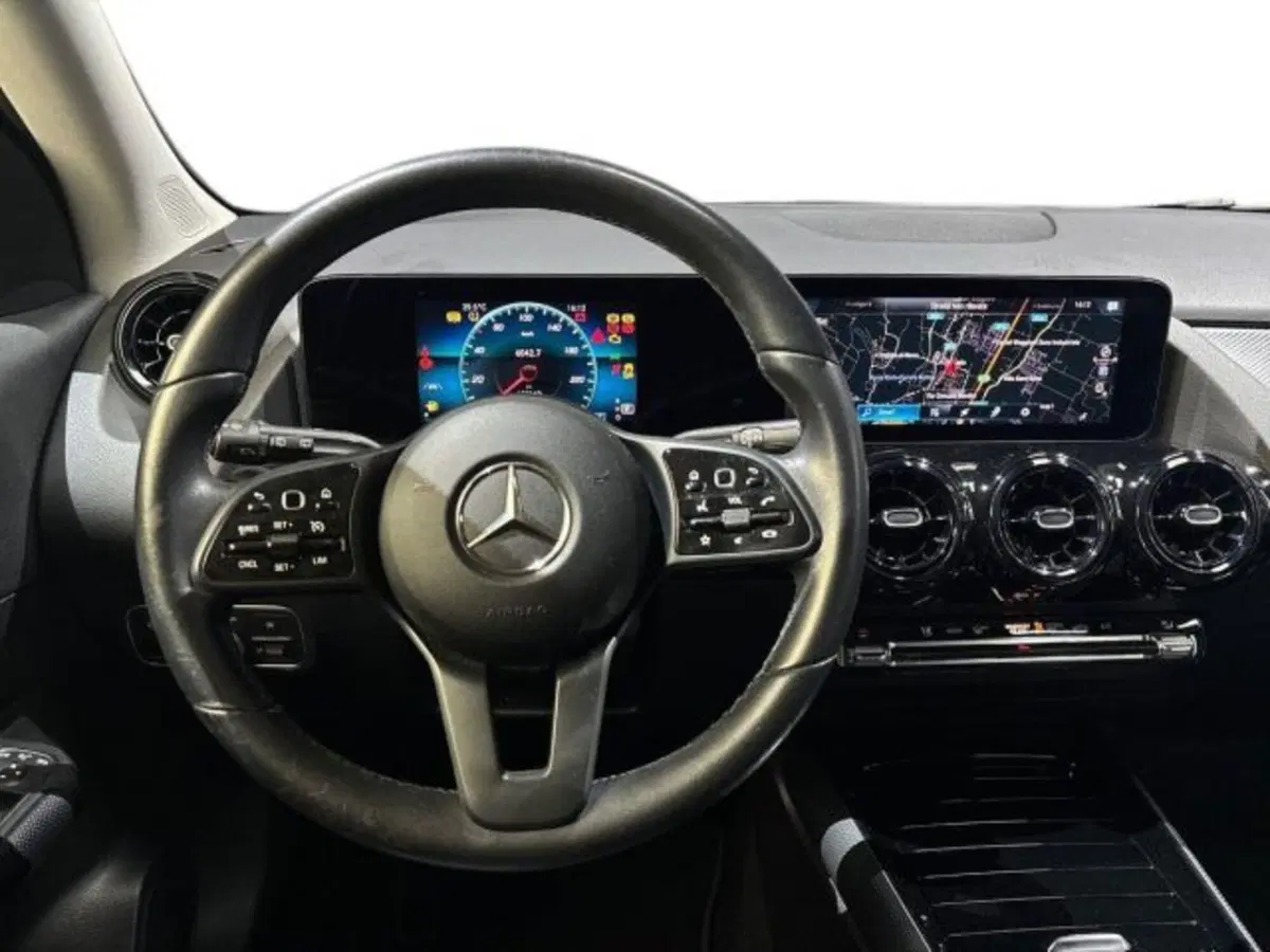 Mercedes-Benz GLA SUV usata a Bologna (11)
