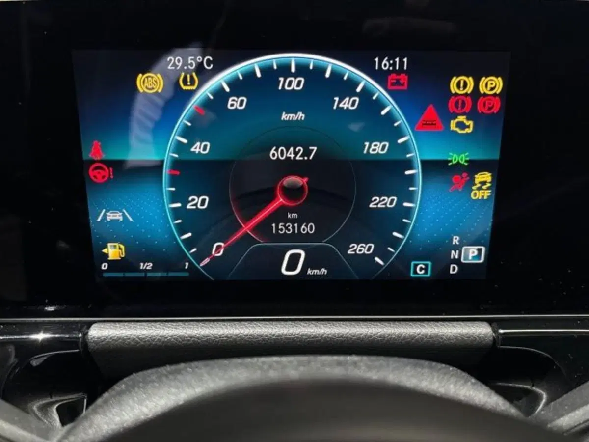 Mercedes-Benz GLA SUV usata a Bologna (13)