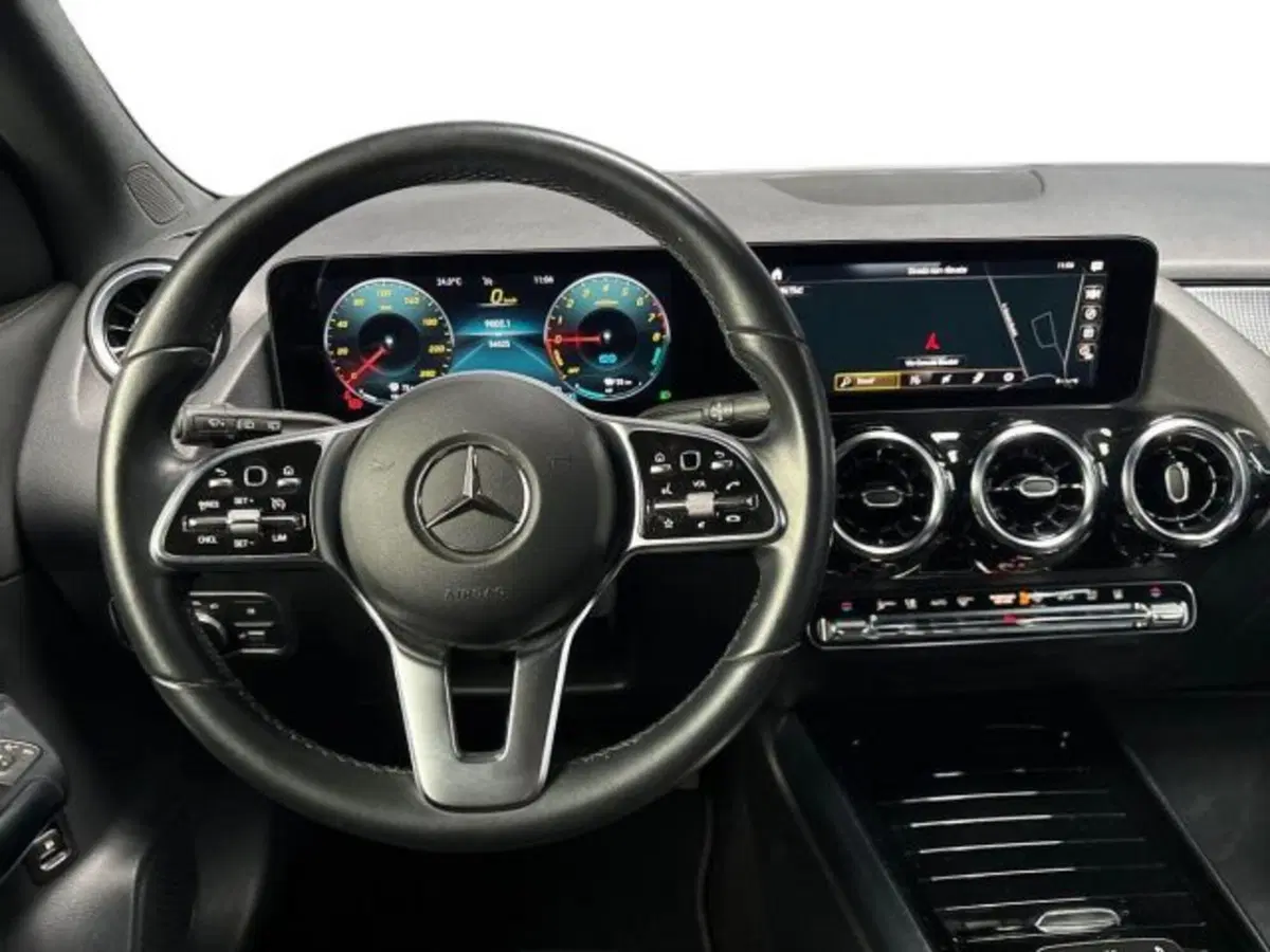 Mercedes-Benz GLA SUV usata a Bologna (11)