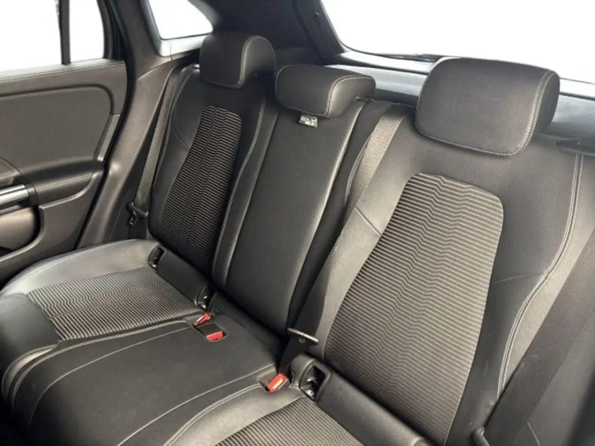 Mercedes-Benz GLA SUV usata a Bologna (16)