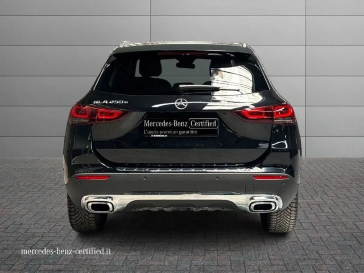 Mercedes-Benz GLA SUV usata a Bologna (4)