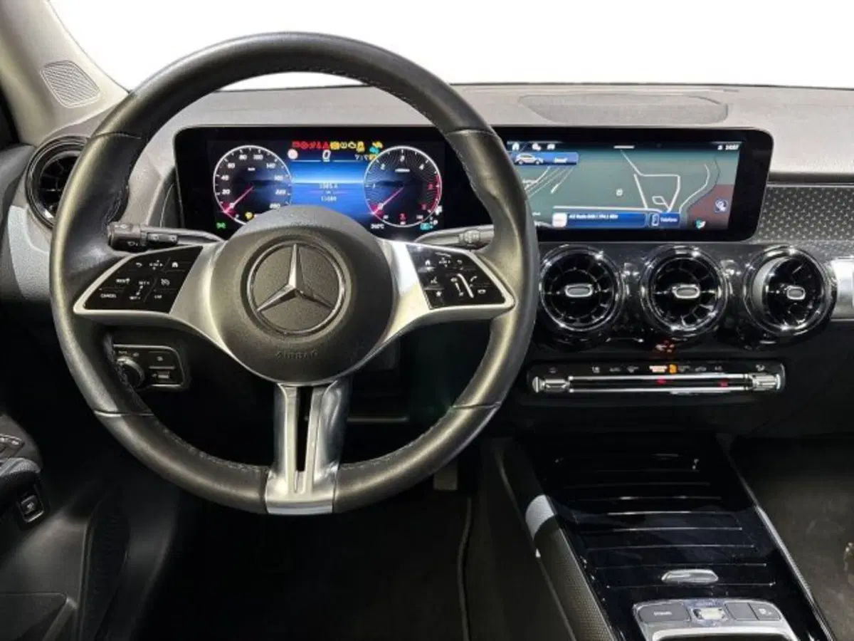 Mercedes-Benz GLB usata a Bologna (11)