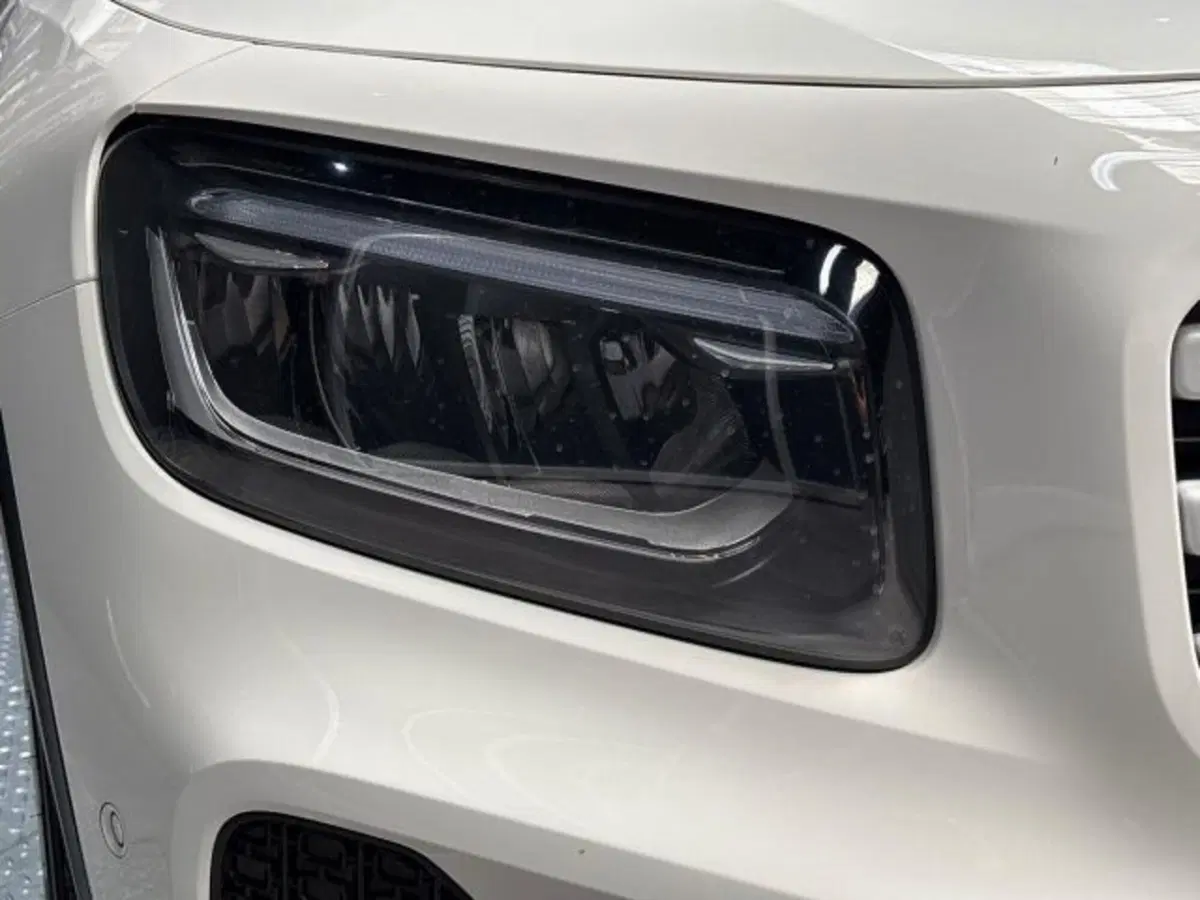 Mercedes-Benz GLB usata a Bologna (7)