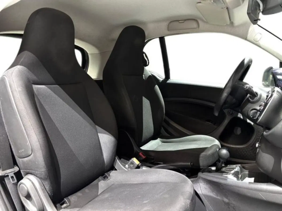 smart Fortwo usata a Bologna (16)