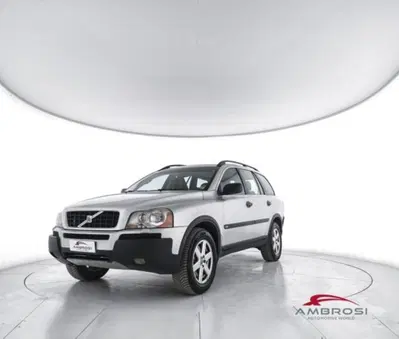 Volvo XC90 2.4 D5 185 CV AWD Momentum del 2006 usata a Corciano