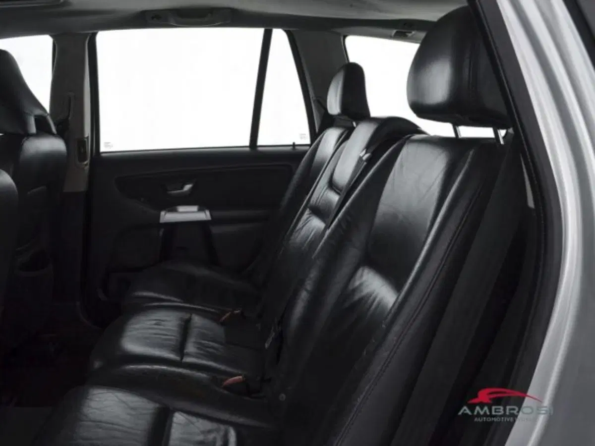 Volvo XC90 usata a Perugia (10)