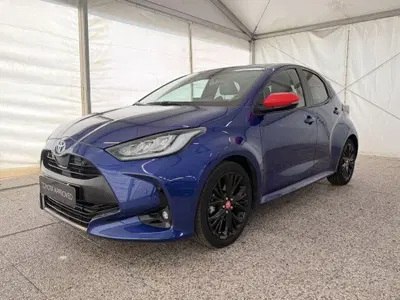 Toyota Yaris Cross 1.5h GR Sport Black Sky fwd 116cv e-cvt del 2022 usata a Monza