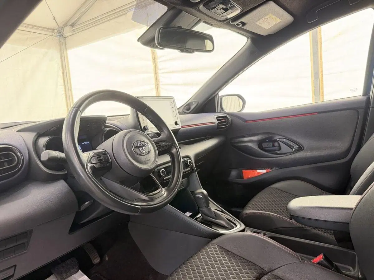 Toyota Yaris Cross usata a Monza e Brianza (12)