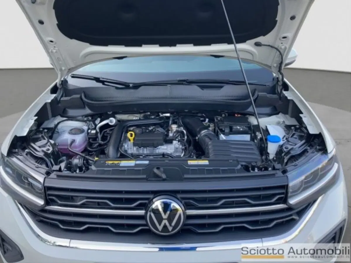 Volkswagen T-Cross nuova a Messina (18)