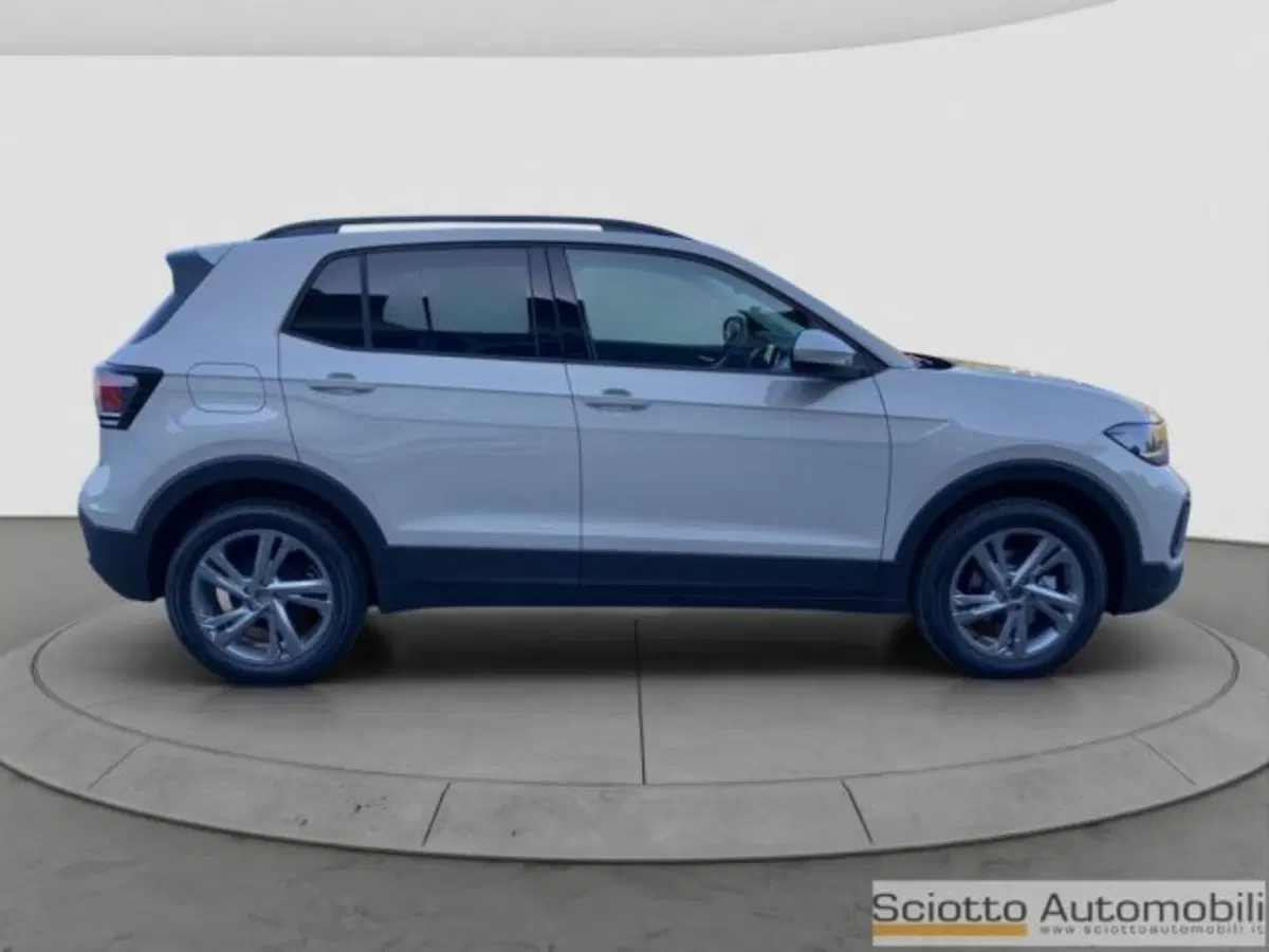 Volkswagen T-Cross nuova a Messina (7)