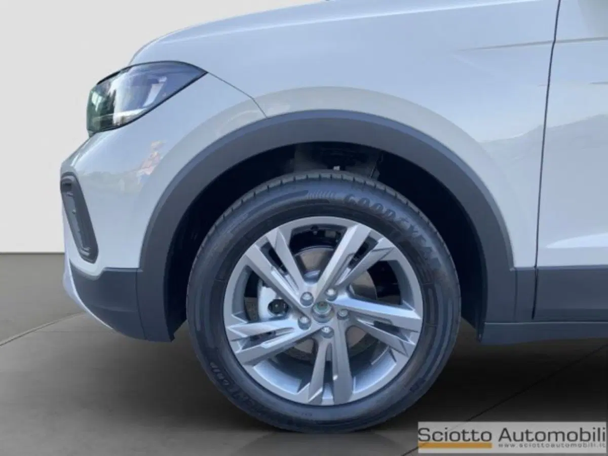 Volkswagen T-Cross nuova a Messina (19)