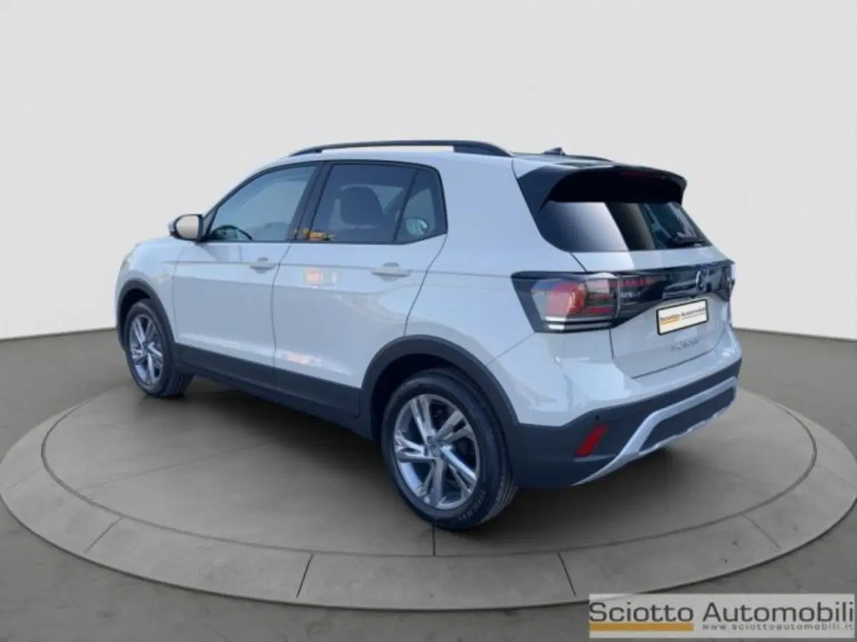 Volkswagen T-Cross nuova a Messina (4)