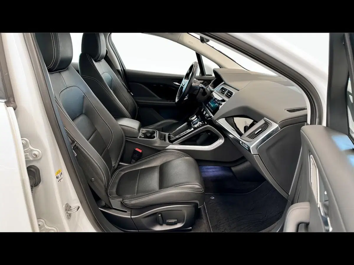 Jaguar I-Pace usata a Varese (9)
