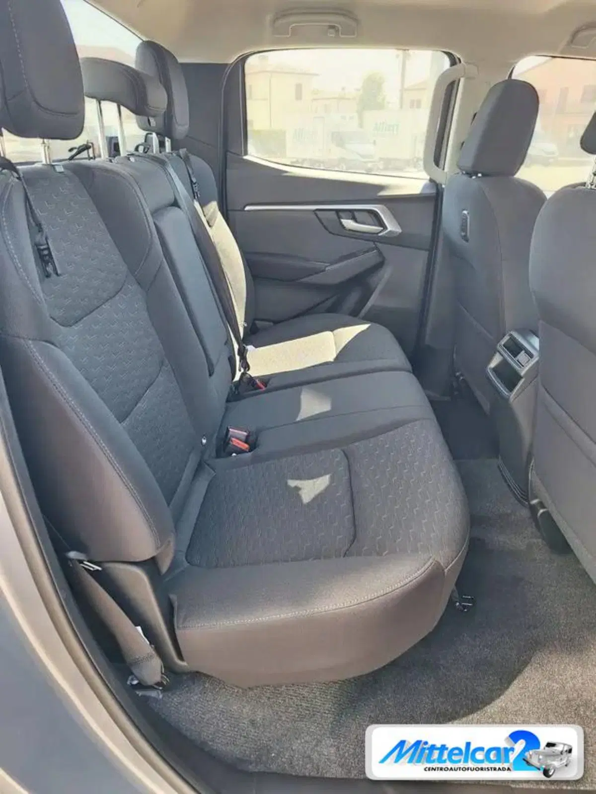 Isuzu D-Max Pick-up nuova a Udine (11)