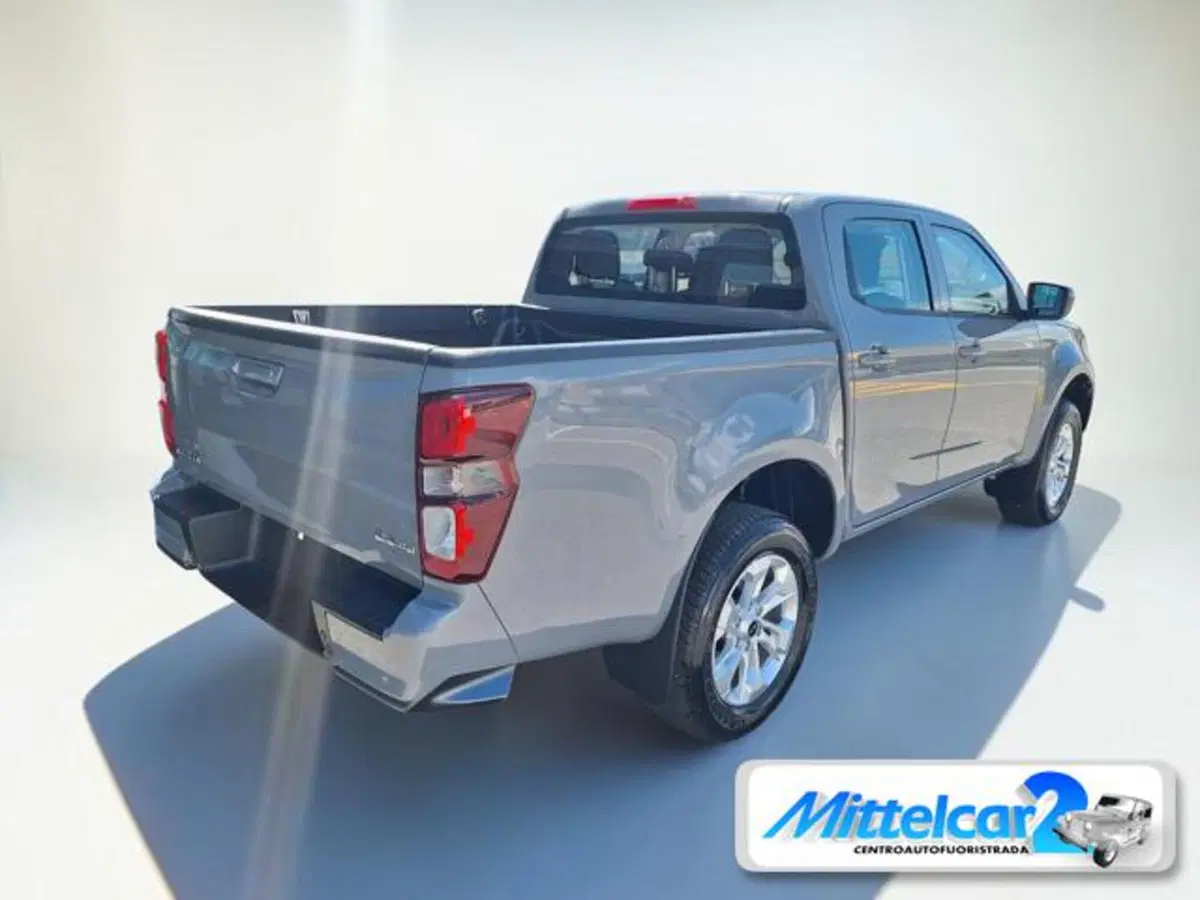 Isuzu D-Max Pick-up nuova a Udine (3)