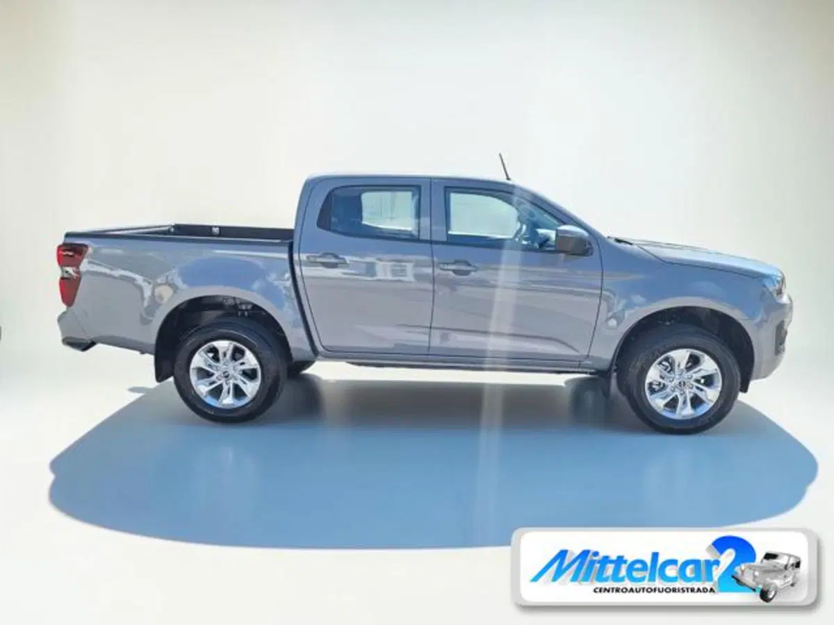 Isuzu D-Max Pick-up nuova a Udine (5)