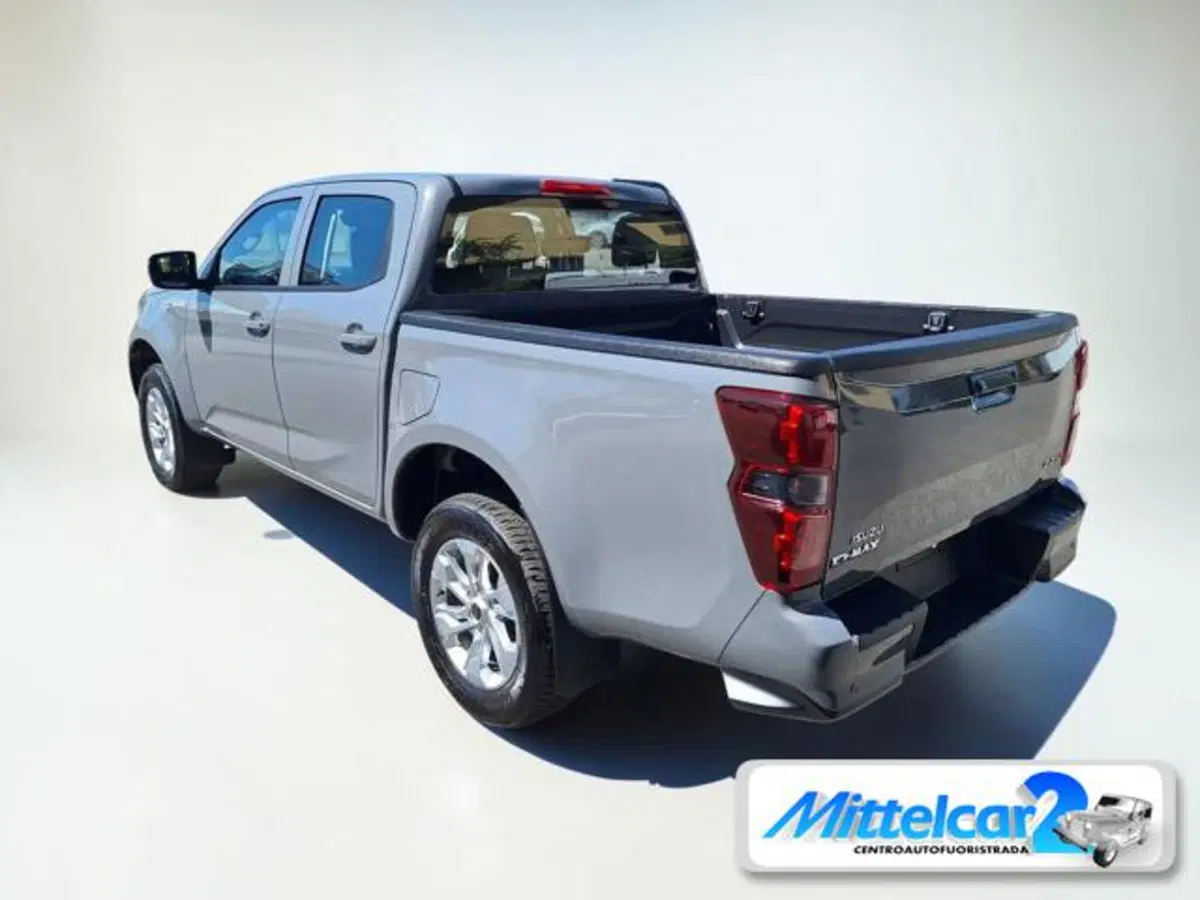 Isuzu D-Max Pick-up nuova a Udine (8)