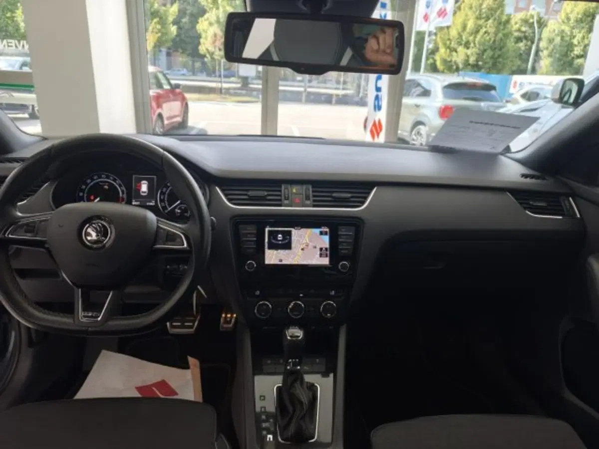 Skoda Octavia Station Wagon usata a Torino (7)