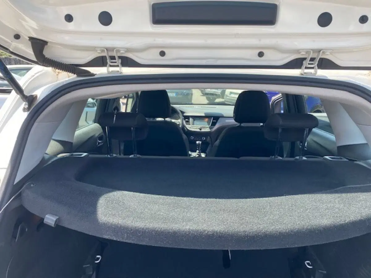 Opel Crossland X usata a Catania (11)