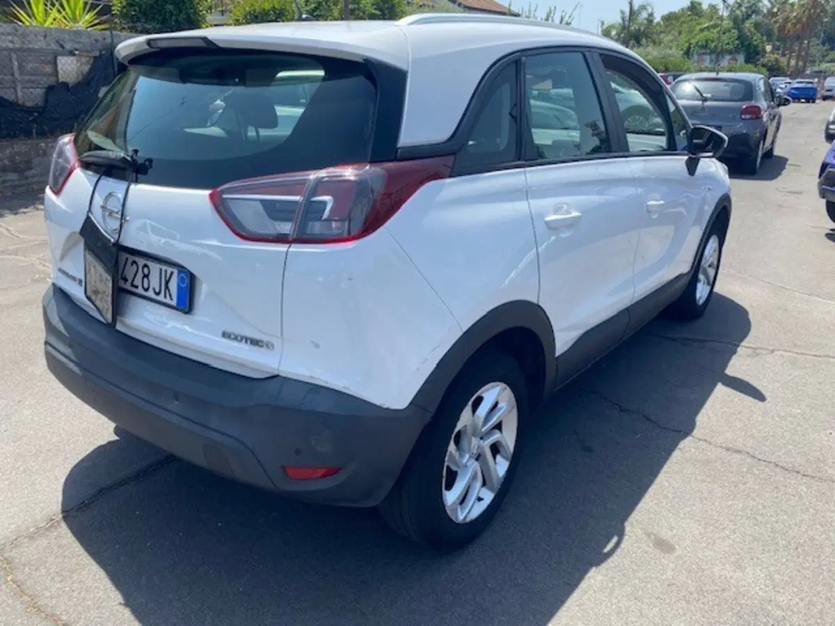 Opel Crossland X usata a Catania (6)