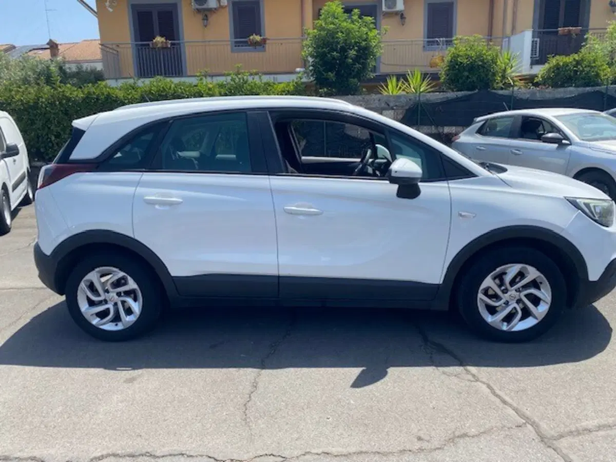 Opel Crossland X usata a Catania (7)