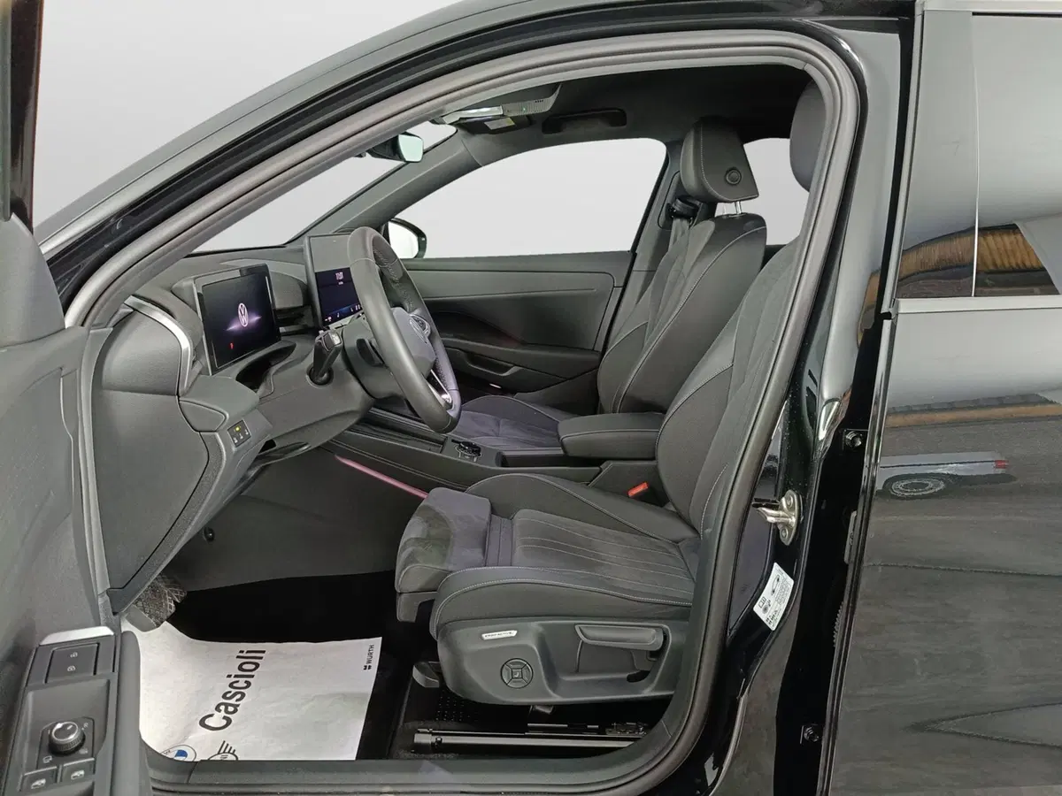 Volkswagen T-Roc usata a Ascoli Piceno (8)