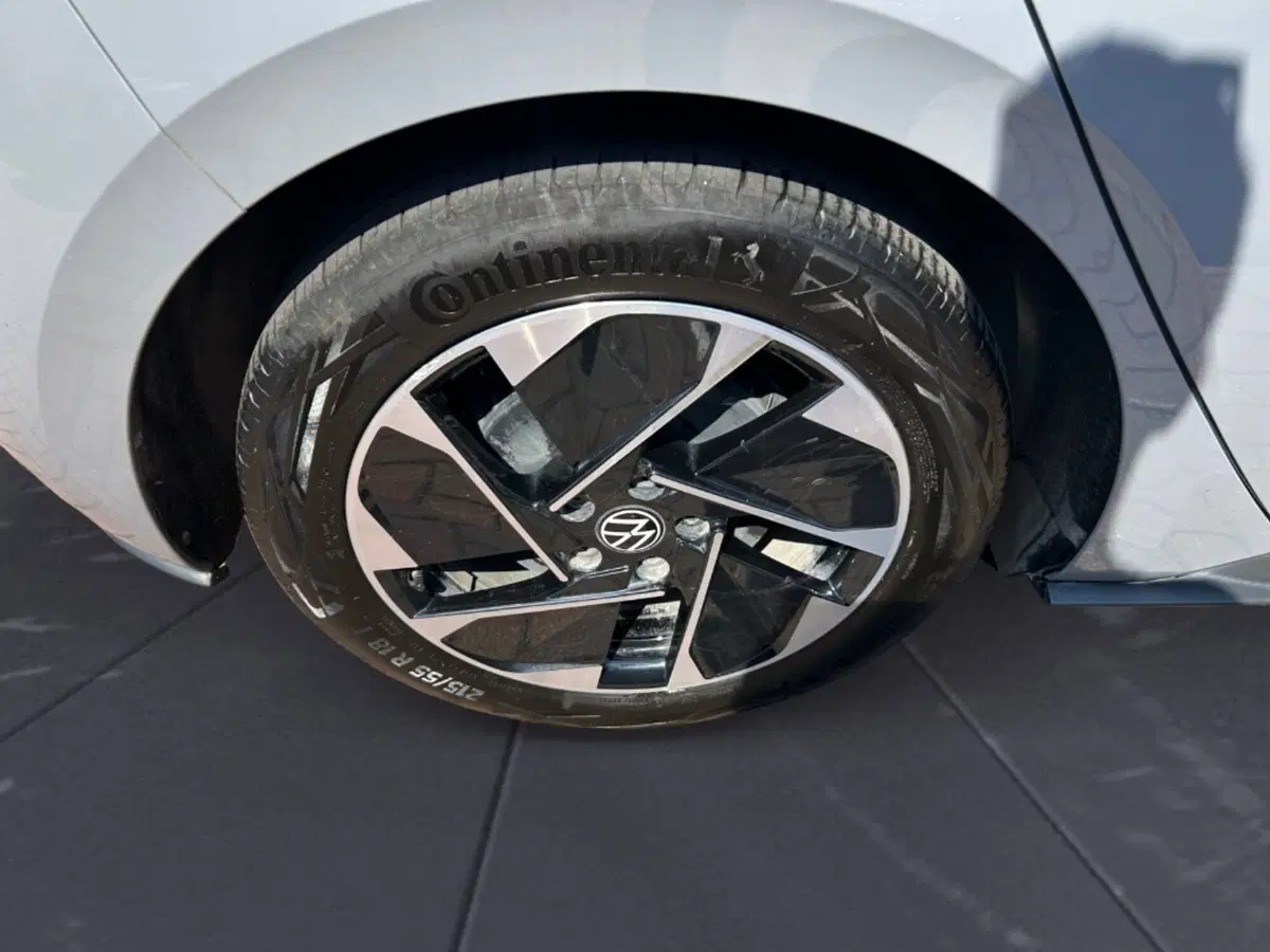 Volkswagen ID.3 usata a Verona (7)
