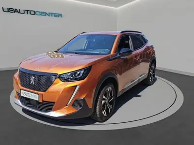 Peugeot 2008 PureTech 130 S&amp;S EAT8 Allure Pack del 2022 usata a Monza