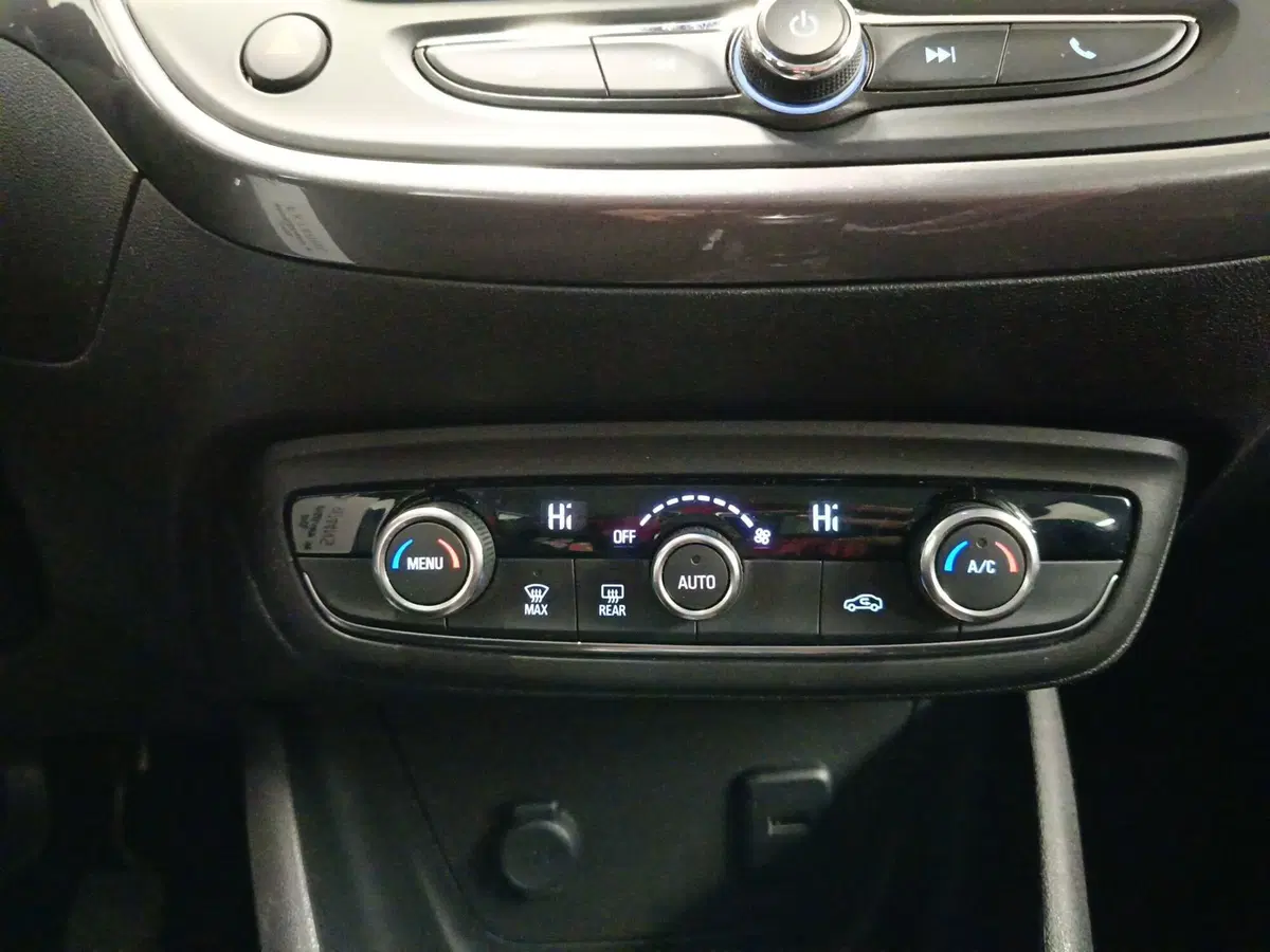 Opel Crossland X usata a Ascoli Piceno (20)