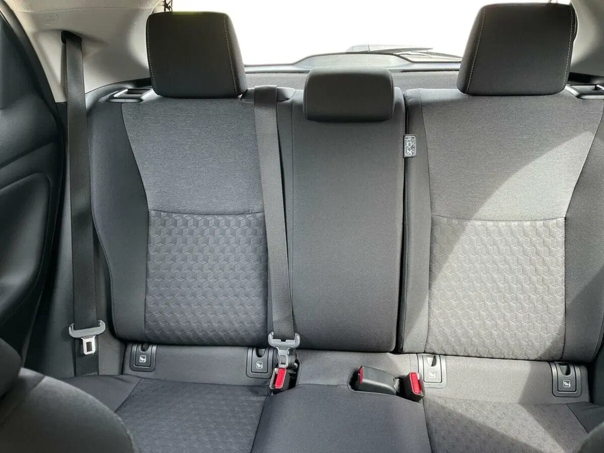 Toyota Yaris usata a Lecco (11)