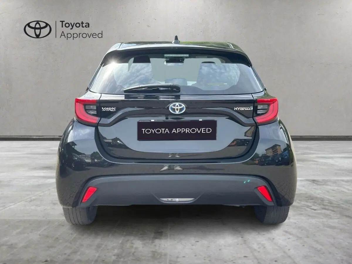 Toyota Yaris usata a Lecco (12)