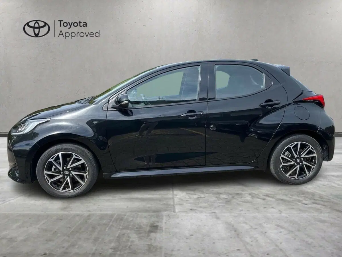 Toyota Yaris usata a Lecco (3)