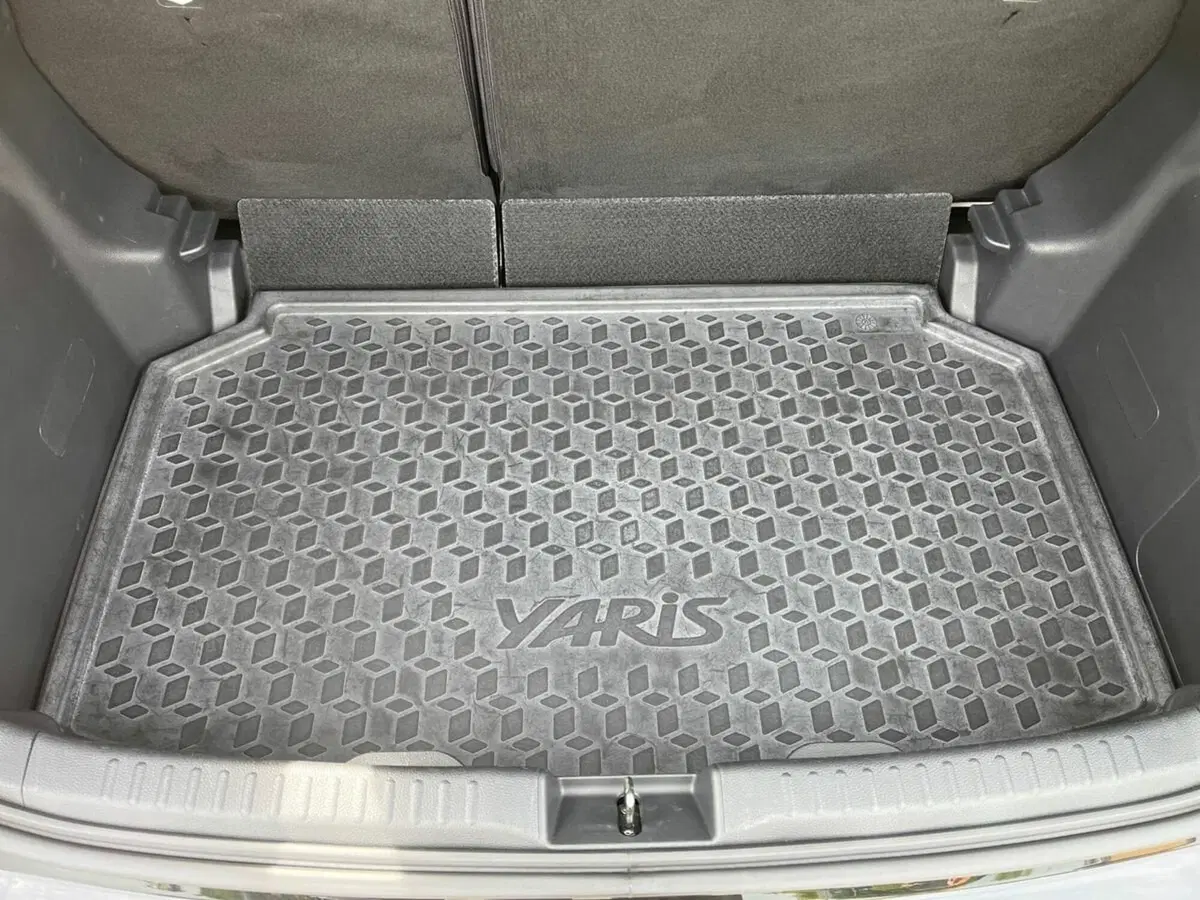 Toyota Yaris usata a Lecco (6)