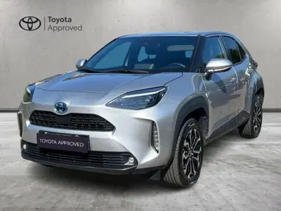 Toyota Yaris Cross Trend fwd 115cv e-cvt del 2022 usata a Civate