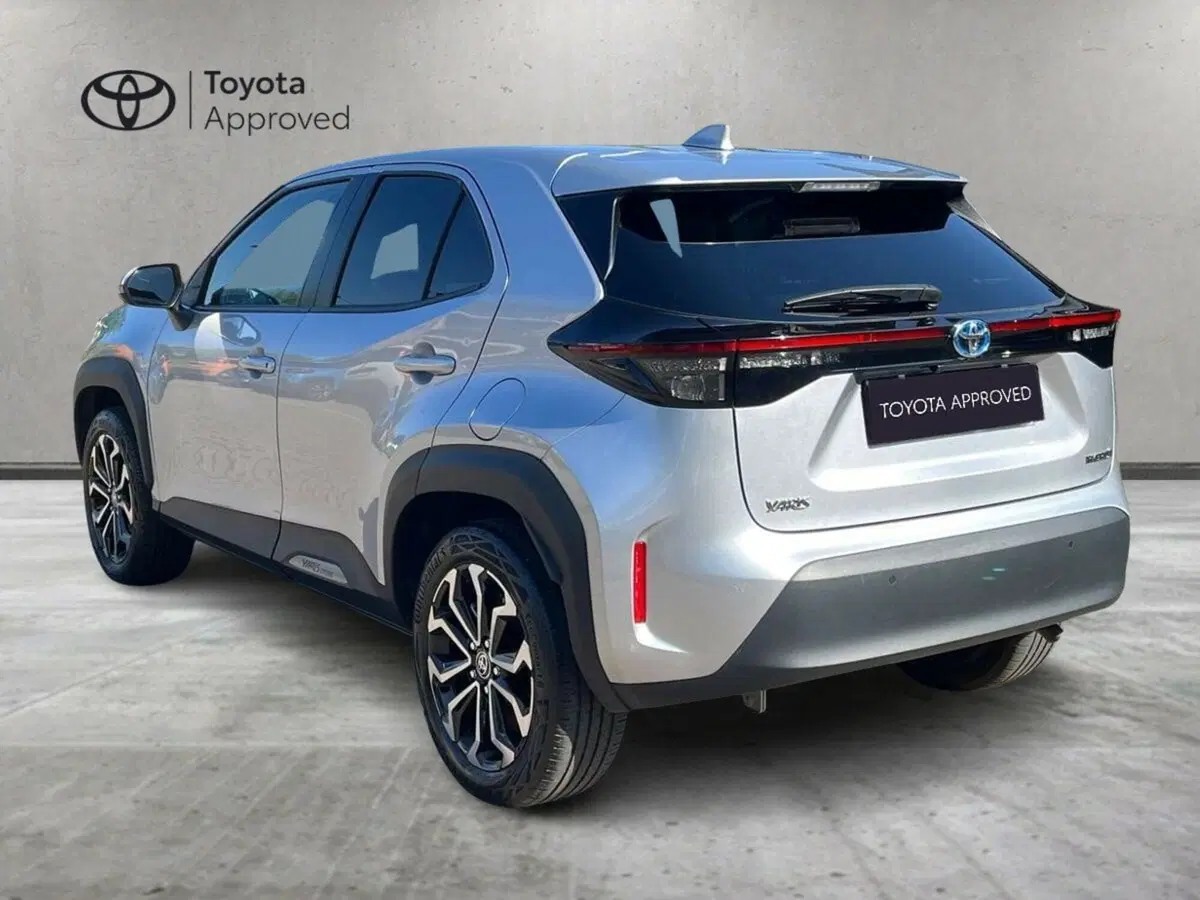 Toyota Yaris Cross usata a Lecco (5)