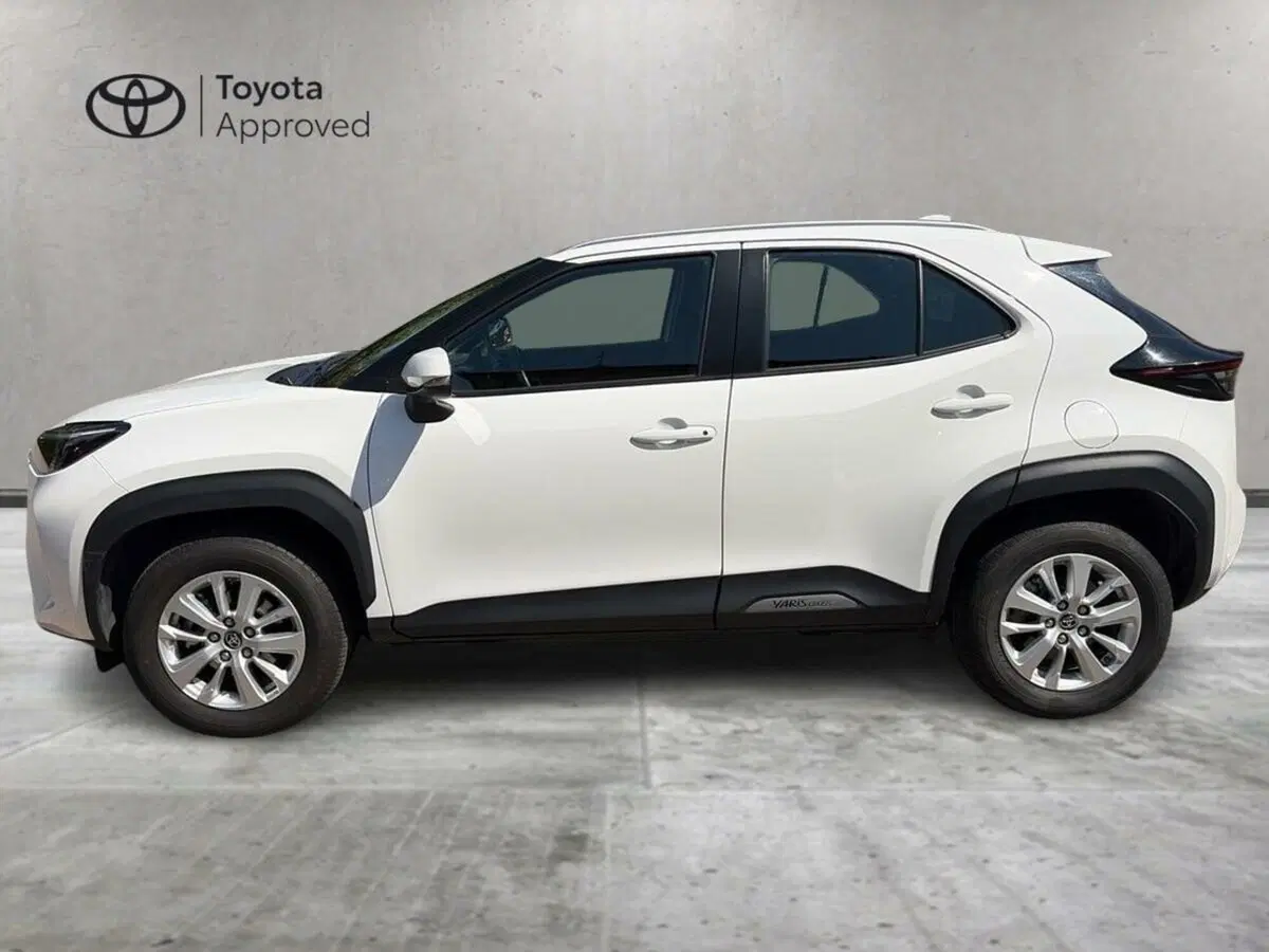 Toyota Yaris Cross usata a Lecco (3)