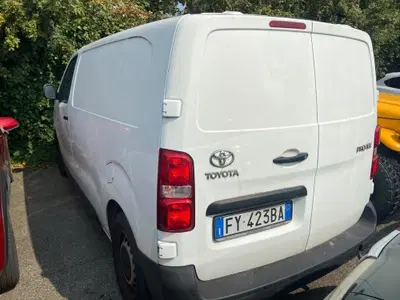 Toyota Proace 1.5d 120cv S&amp;S 10q L1 S Comfort del 2019 usata a Piacenza
