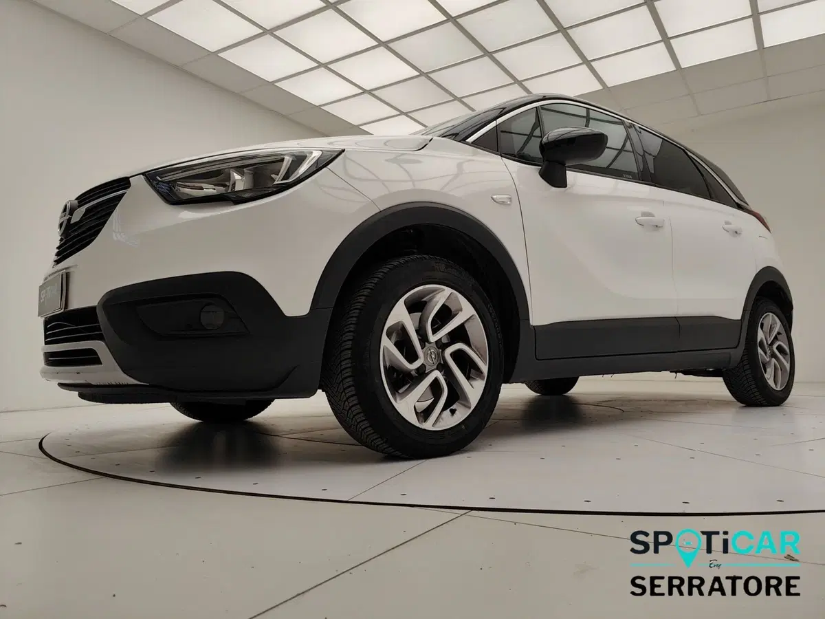 Opel Crossland X usata a Como (14)