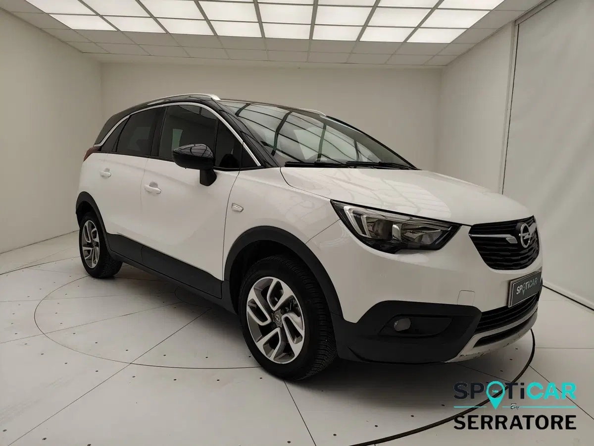 Opel Crossland X usata a Como (3)