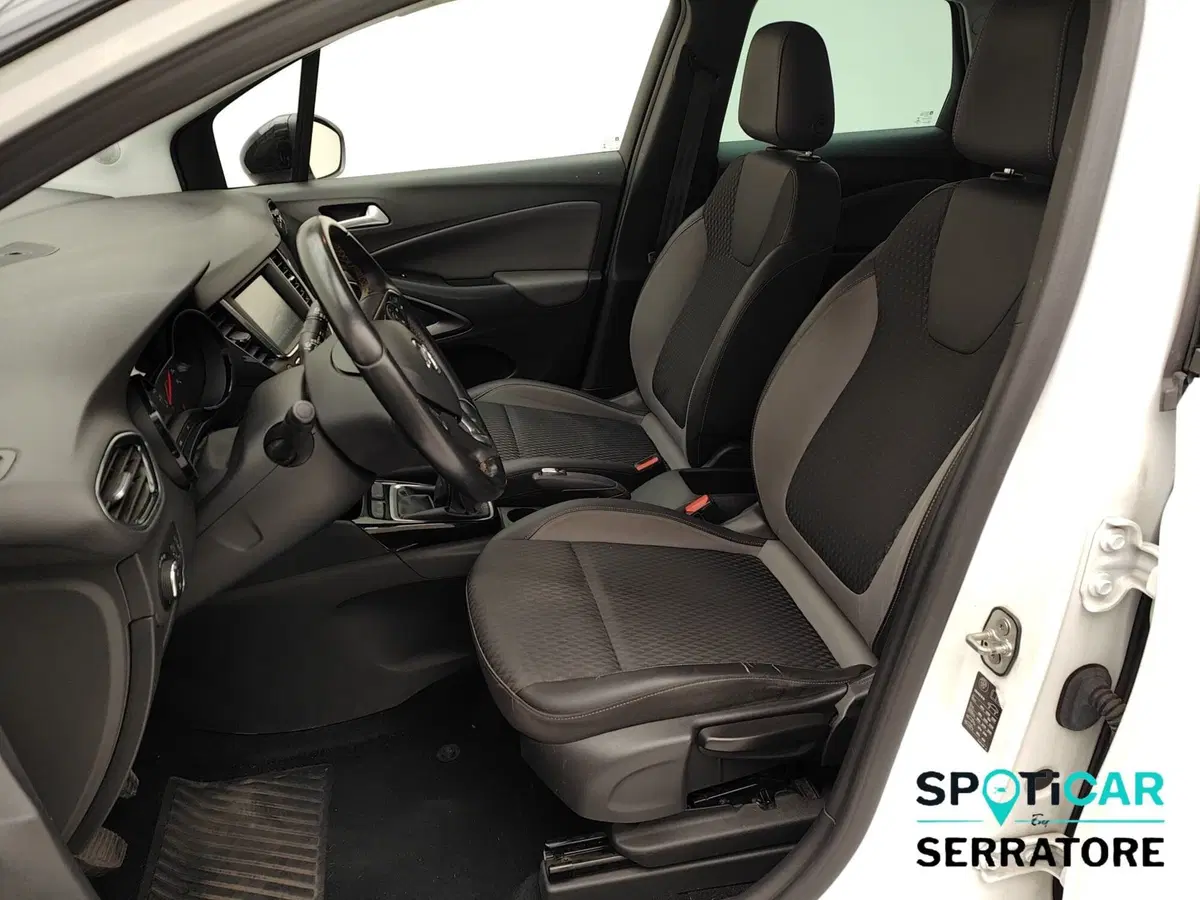 Opel Crossland X usata a Como (8)
