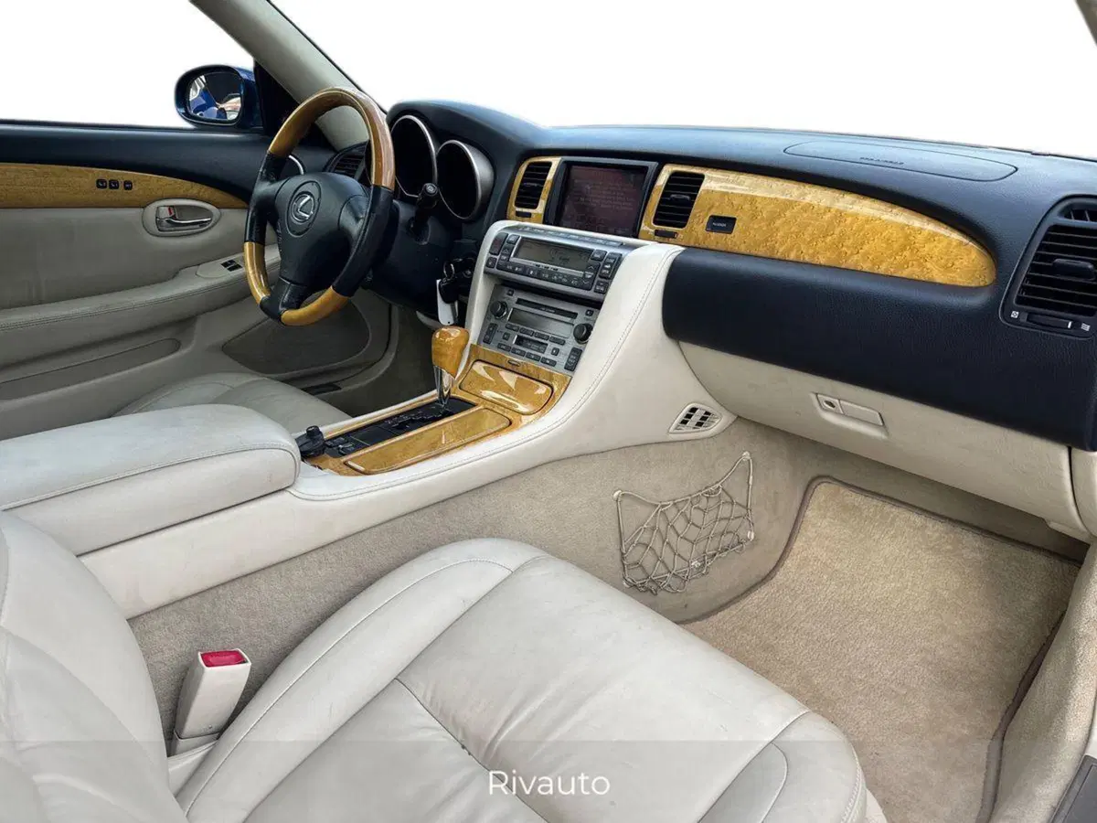 Lexus SC usata a Como (15)