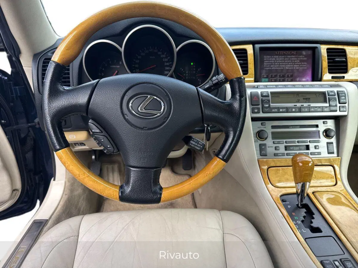 Lexus SC usata a Como (7)