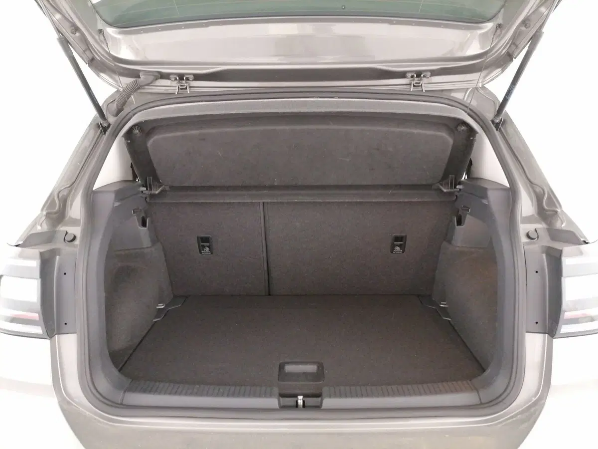 Volkswagen T-Cross usata a Roma (10)