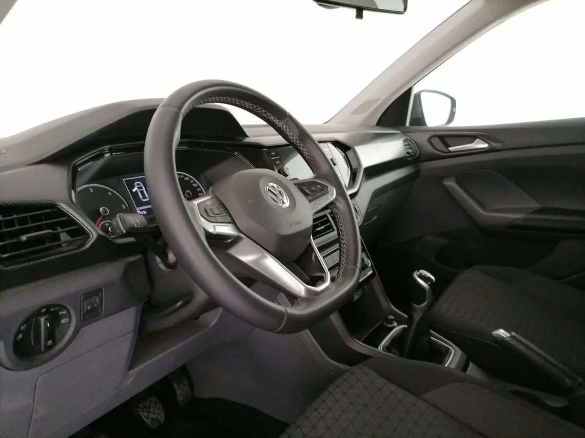 Volkswagen T-Cross usata a Roma (11)