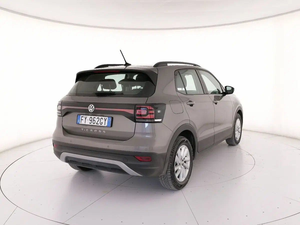Volkswagen T-Cross usata a Roma (2)