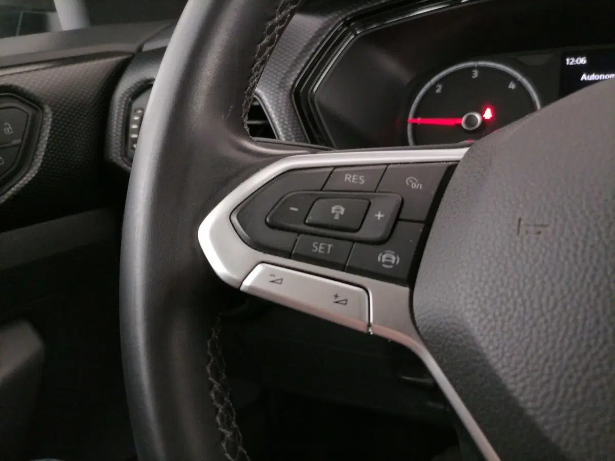 Volkswagen T-Cross usata a Roma (20)